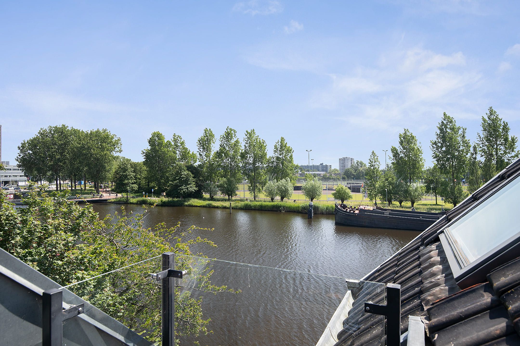 Characterful 1930s Villa on the Spaarne with Private Jetty — 54
