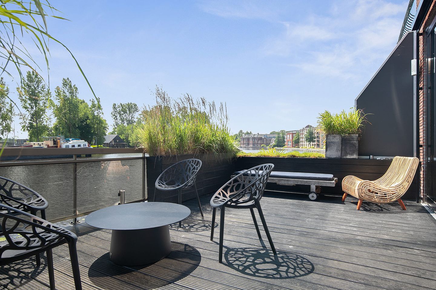 Characterful 1930s Villa on the Spaarne with Private Jetty — 50