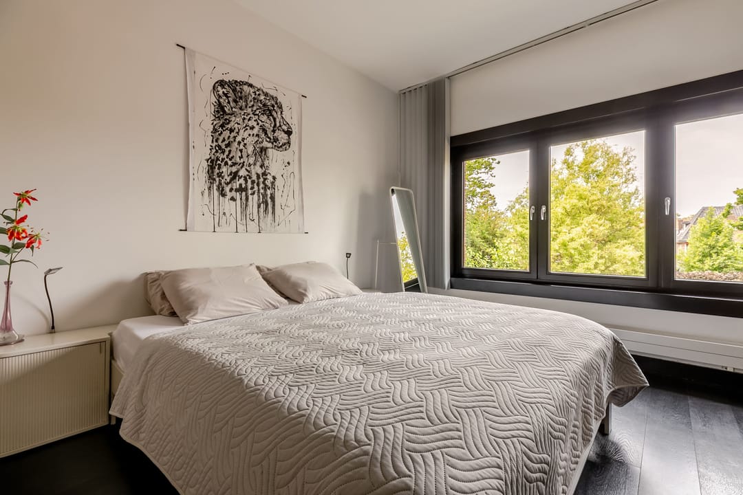 Characterful 1930s Villa on the Spaarne with Private Jetty — 31