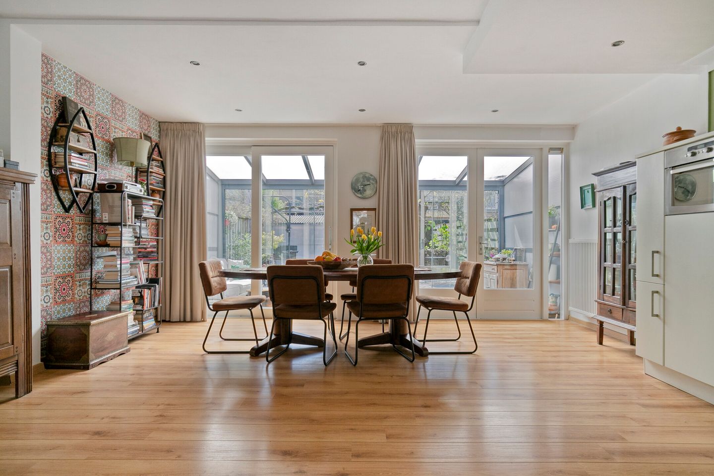 Photo 10 of Maximiliaanstraat 3