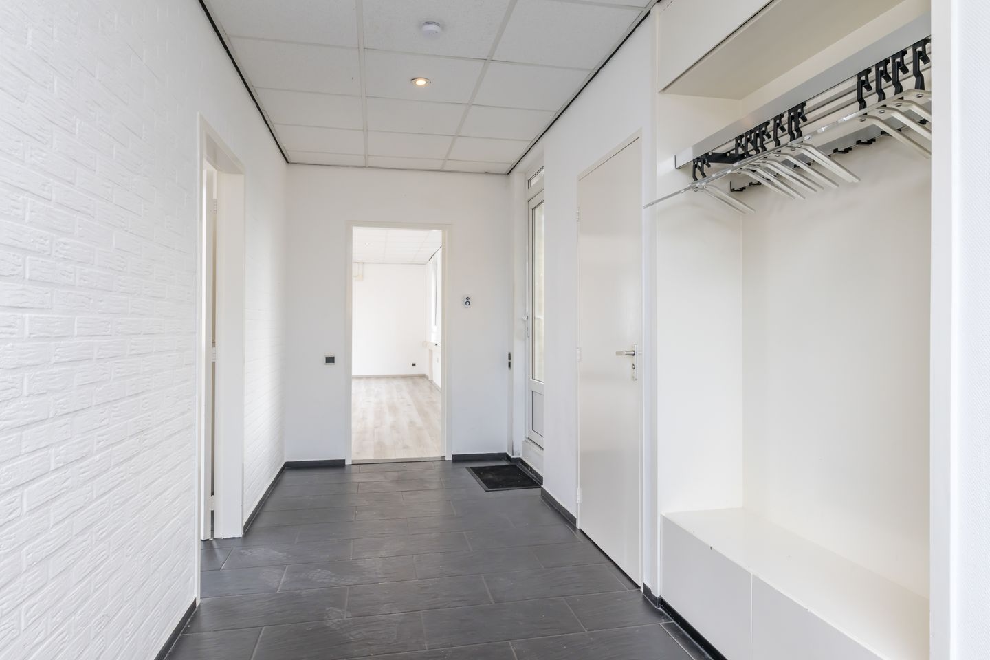 Photo 5 of Schaesbergerstraat 75-A