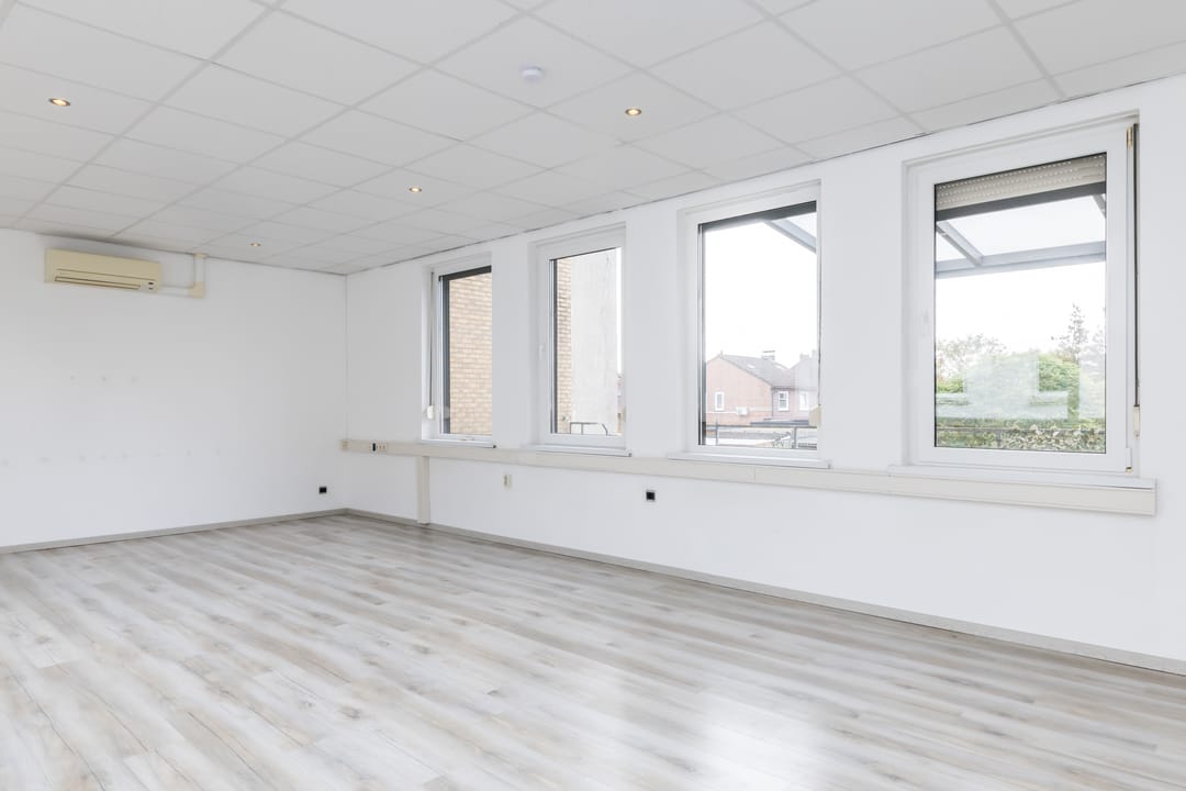 Photo 8 of Schaesbergerstraat 75-A