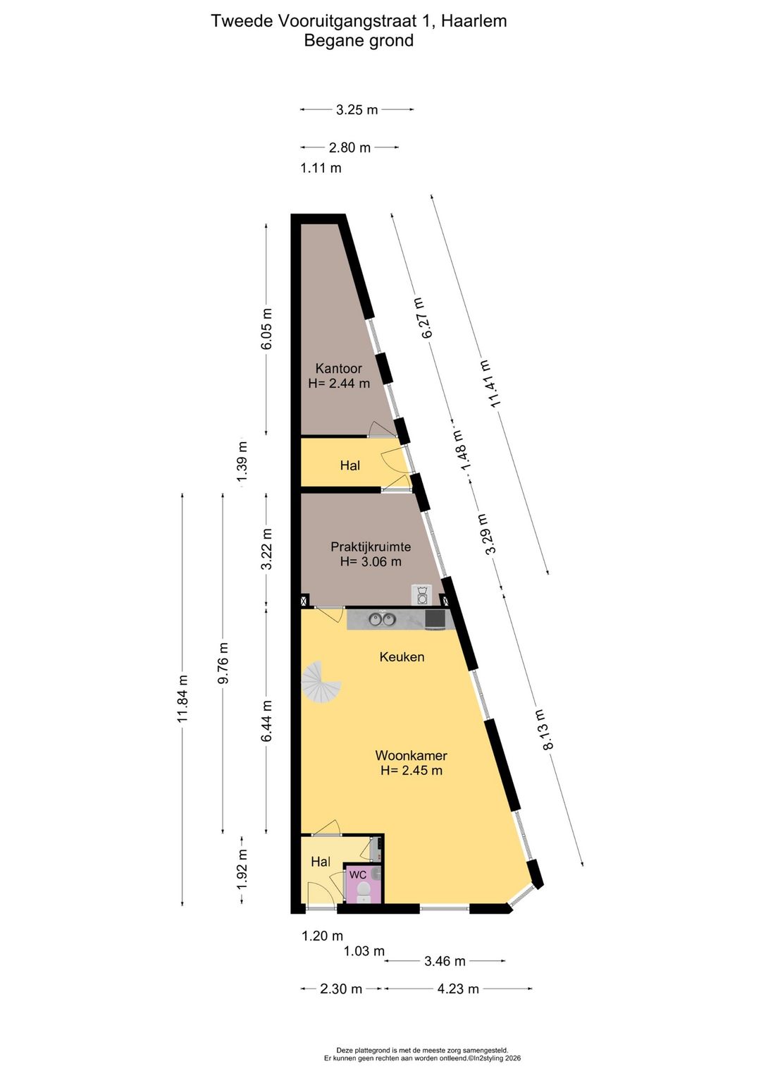 Spacious Family Home with Rooftop Terrace and Home Office Potential — 38