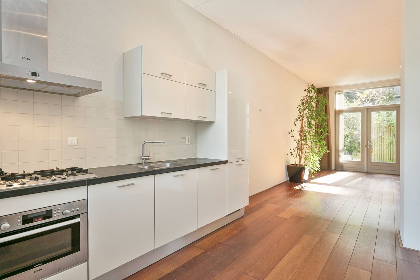 Foto 4 van Borneostraat 6