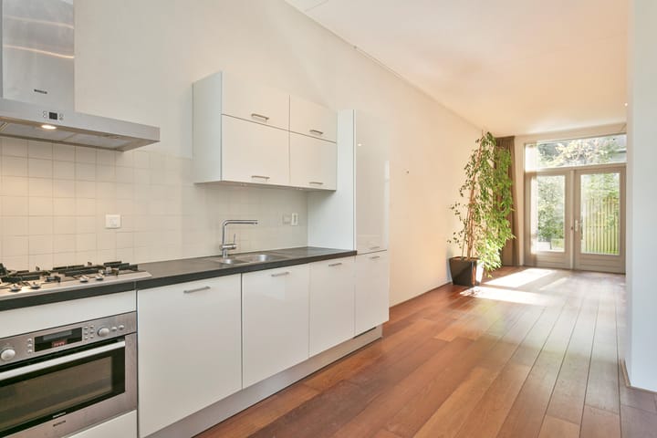 Foto 4 van Borneostraat 6