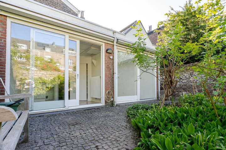 Hoekwoning te koop: Alexander Battalaan 56, Maastricht