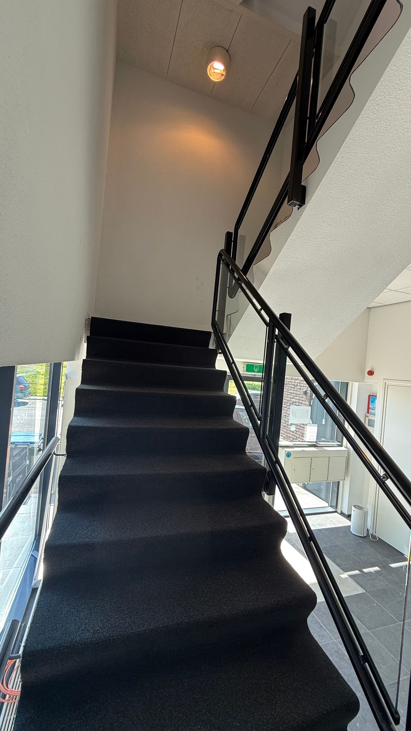 Bekijk foto 3 van Laan van Waalhaven 287