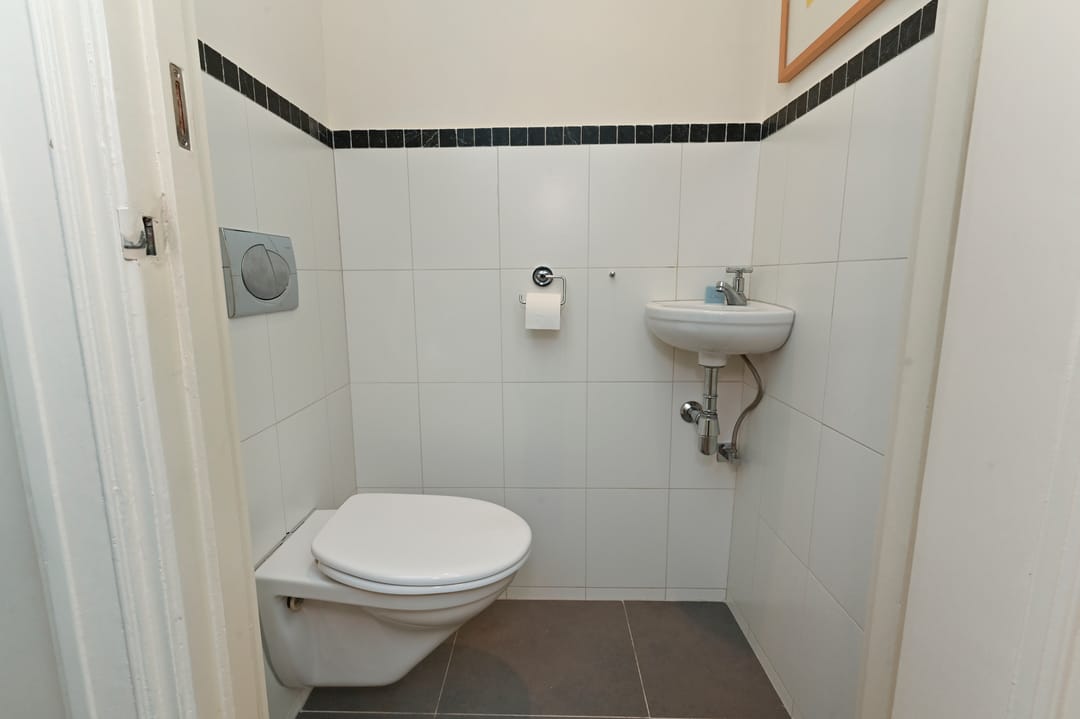 Photo 38 of Emmastraat 49