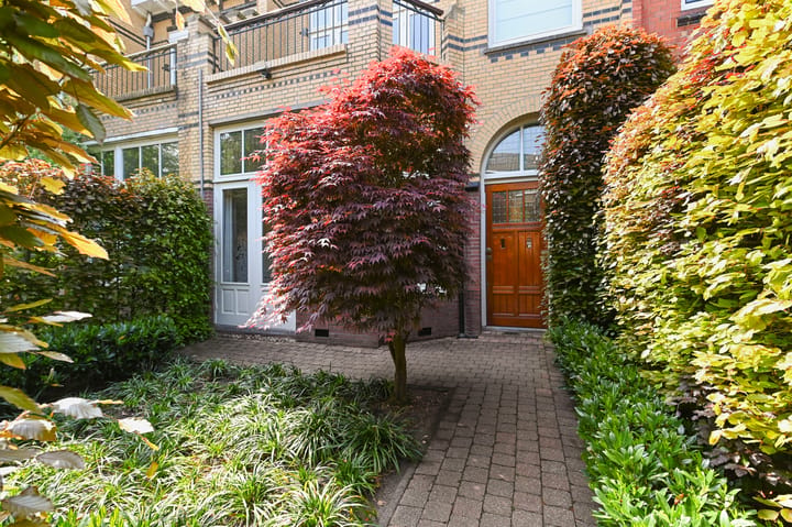 Photo 4 of Emmastraat 49