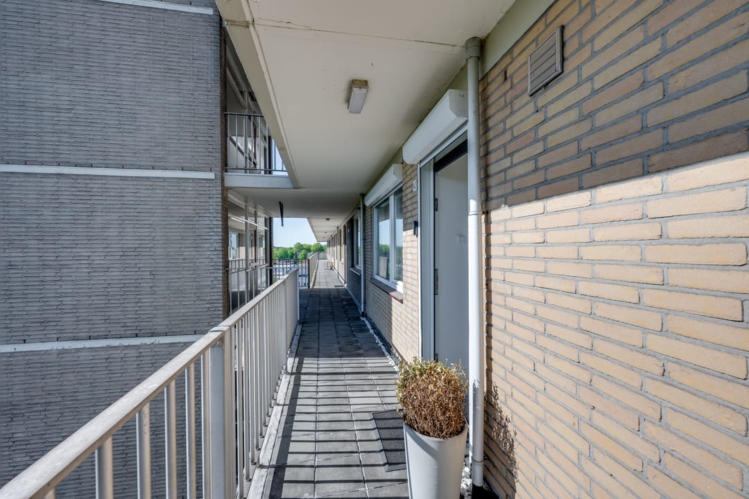 Photo 13 of Roelof Kranenburgplein 40