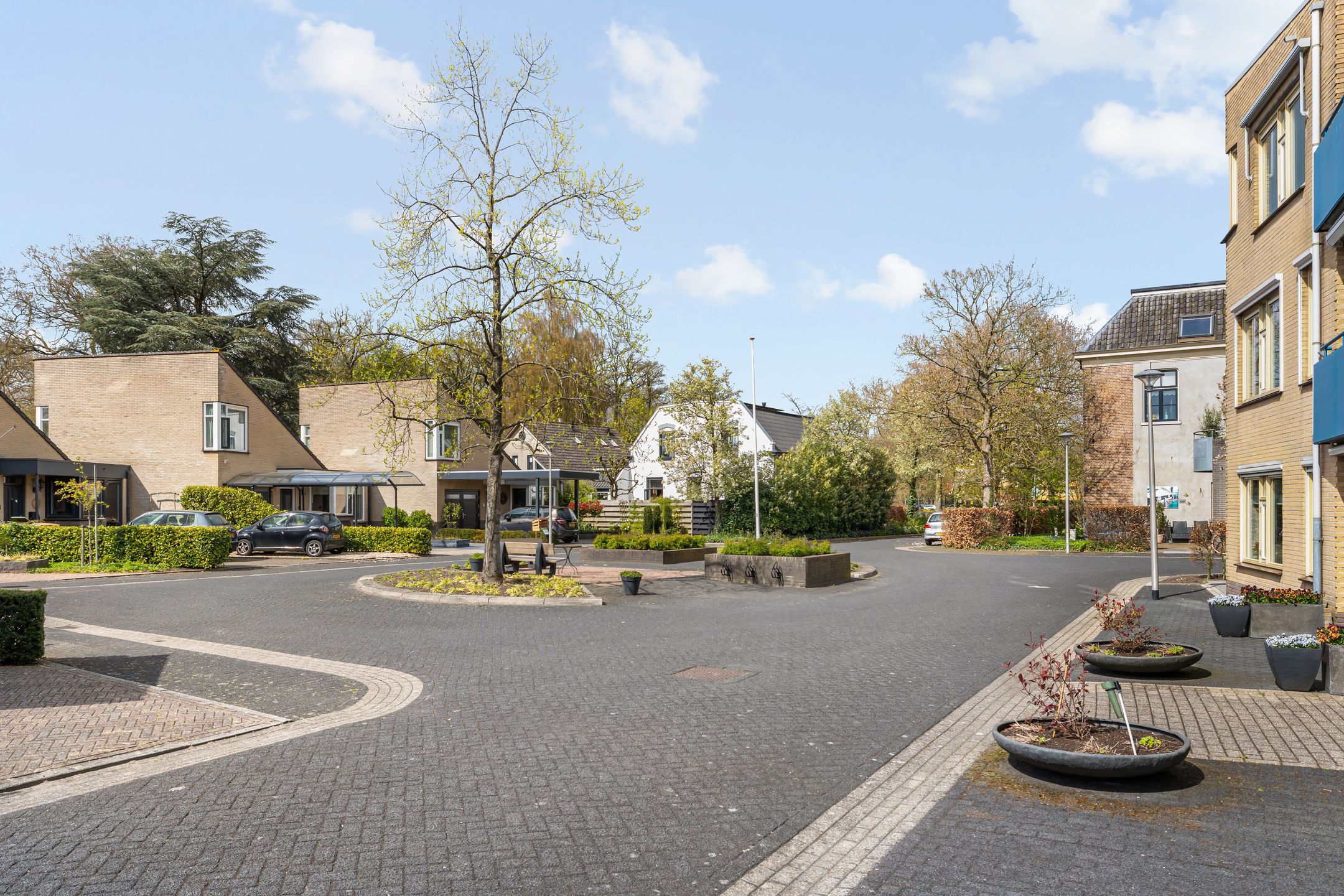 Photo 3 of Willem Alexanderhof 8