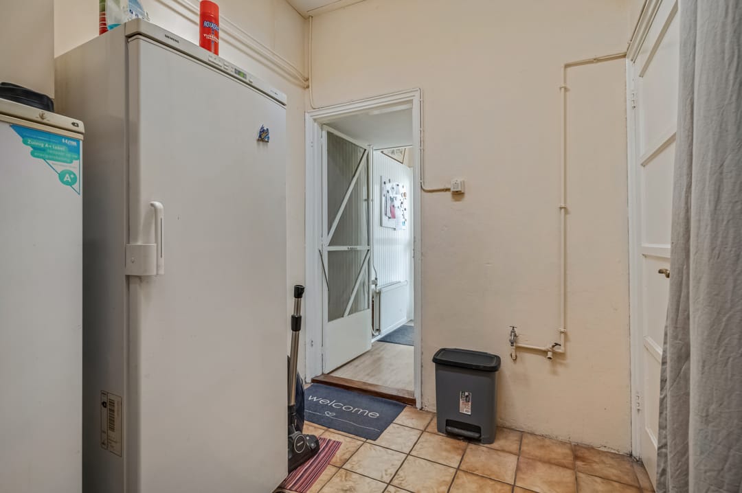 Photo 7 of Paulstraat 2