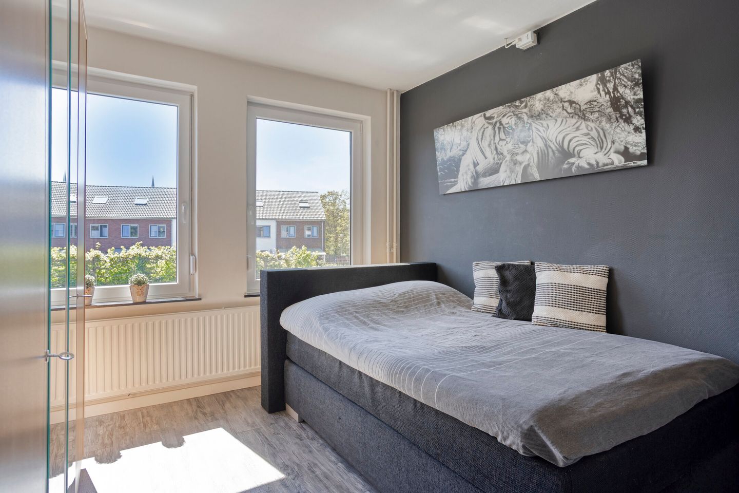 Photo 25 of Burgemeester Beerenbroekstraat 46