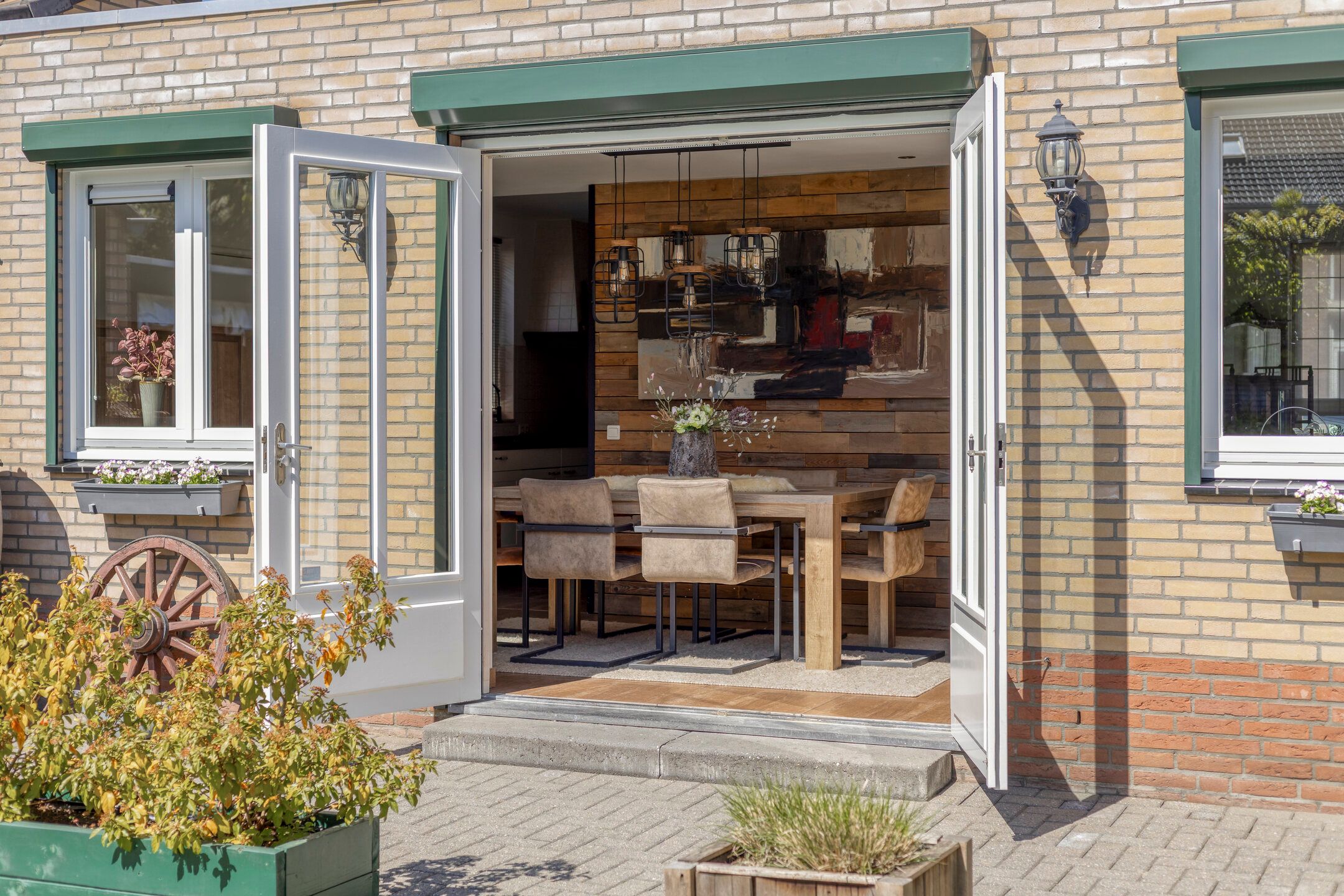 Photo 27 of Burgemeester Beerenbroekstraat 46