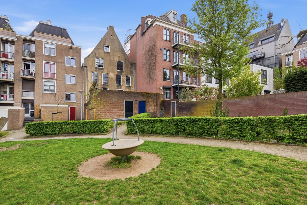 Photo 28 of Priemstraat 17-E