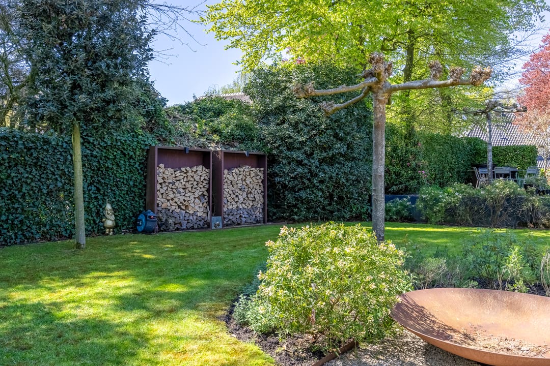 Exclusive Detached Villa with Guesthouse and Heated Pool in Laren — 47