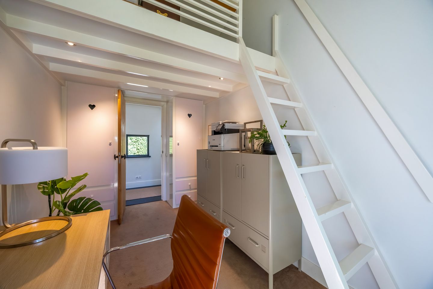 Exclusive Detached Villa with Guesthouse and Heated Pool in Laren — 35