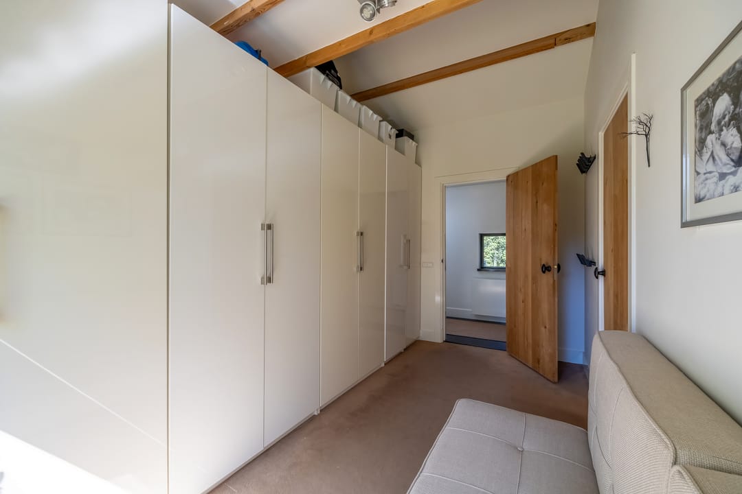 Exclusive Detached Villa with Guesthouse and Heated Pool in Laren — 38