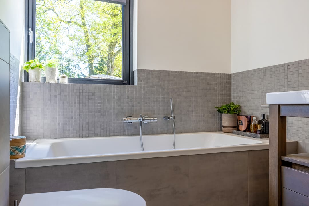 Exclusive Detached Villa with Guesthouse and Heated Pool in Laren — 31