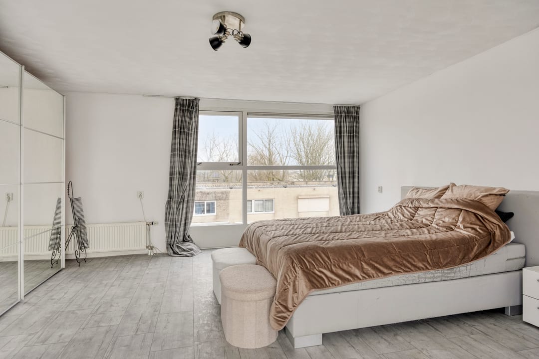 Photo 37 of Randwijkstraat 6