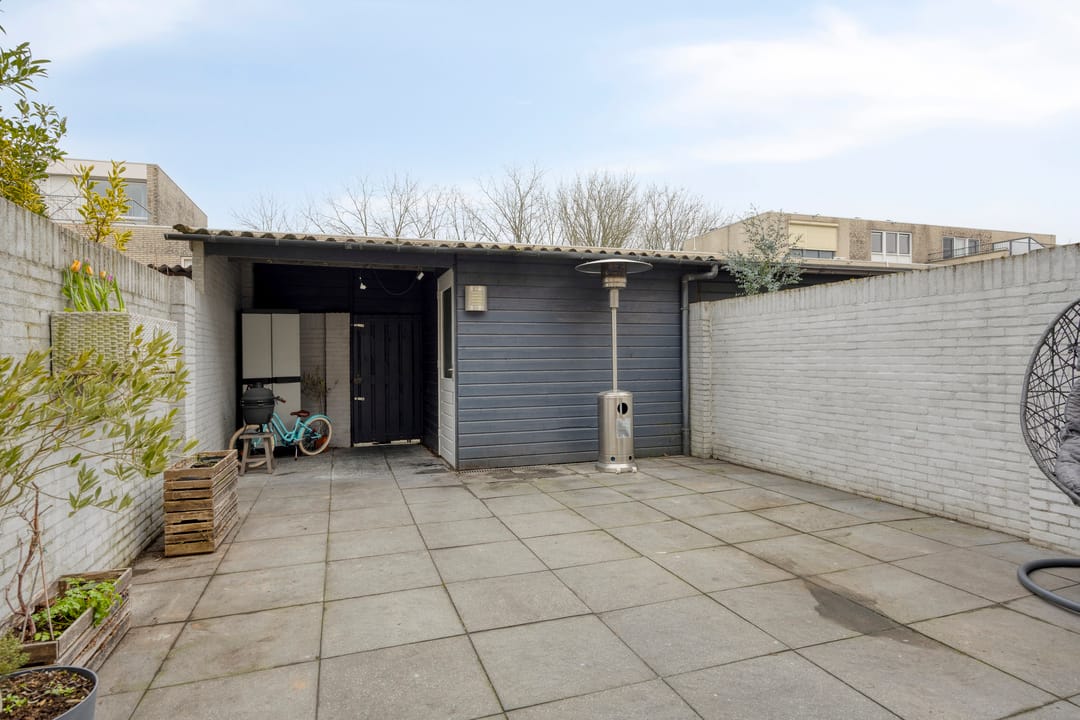 Photo 38 of Randwijkstraat 6
