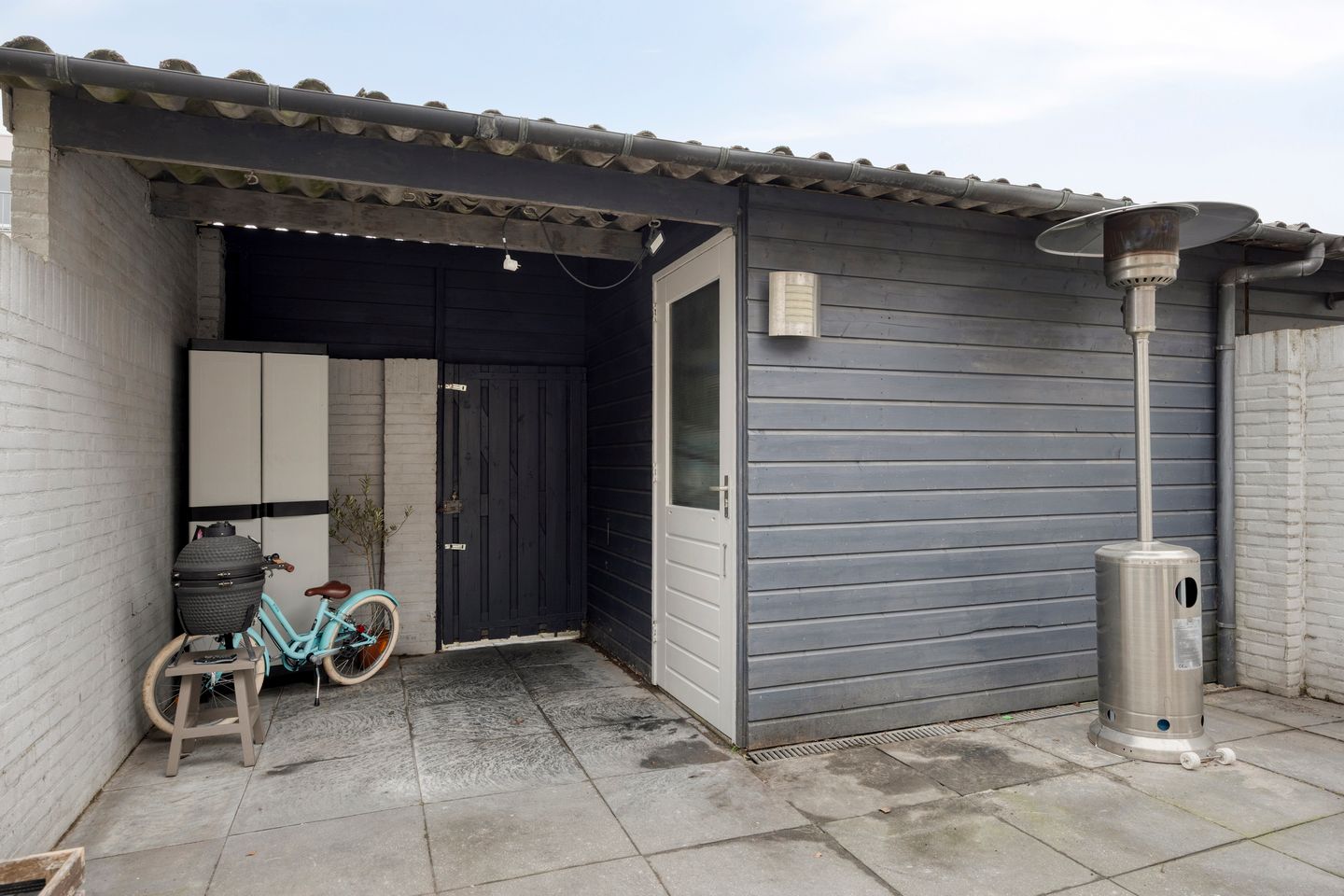 Photo 40 of Randwijkstraat 6
