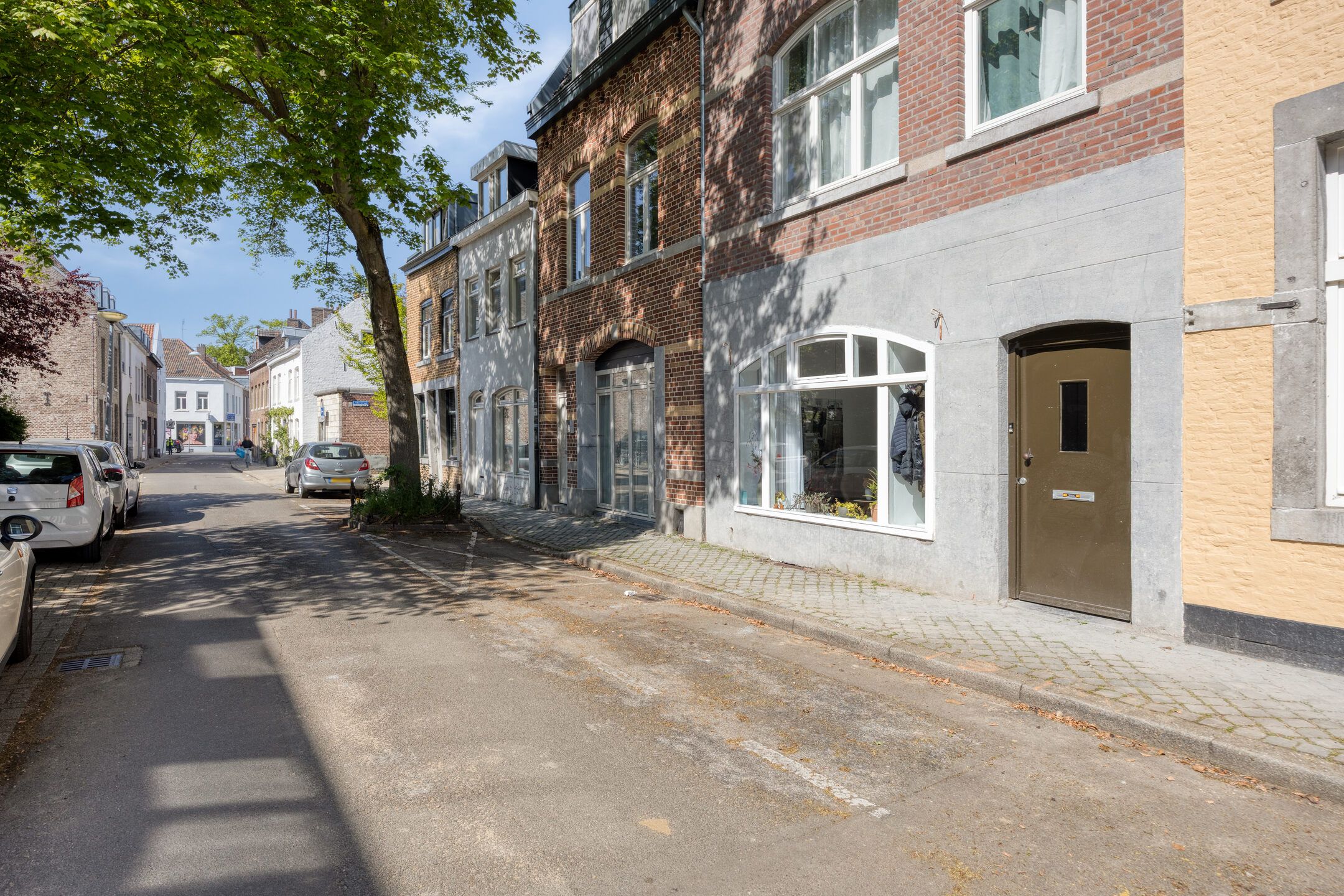 Foto 33 van Jekerstraat 15-A