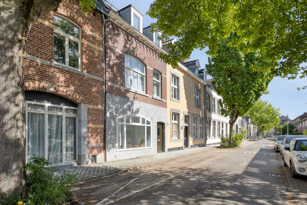 Foto 31 van Jekerstraat 15-A