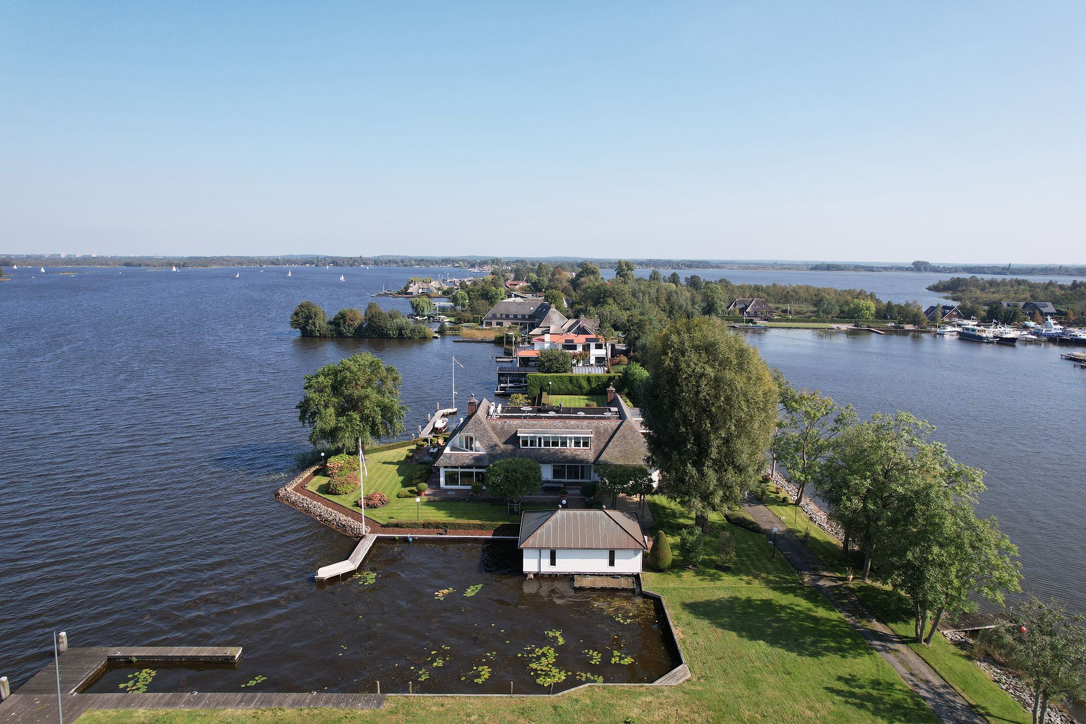 Nieuw-Loosdrechtsedijk 306 