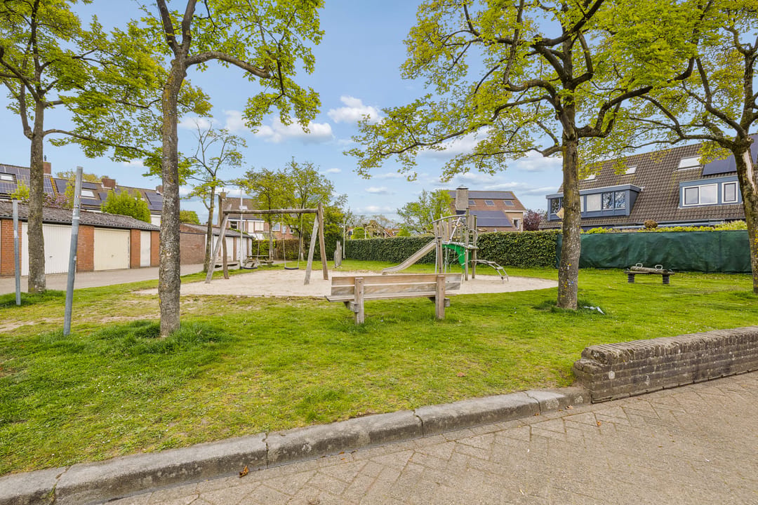 Spacious Corner Home with Panoramic Nature Views in De Blaak — 53