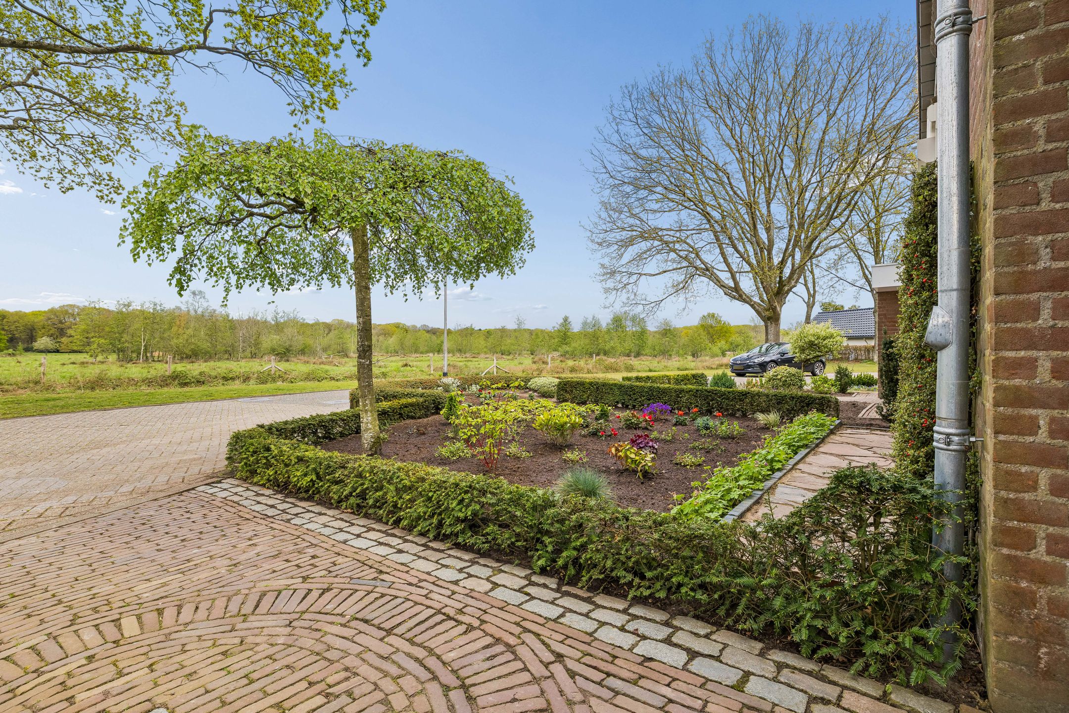 Spacious Corner Home with Panoramic Nature Views in De Blaak — 48