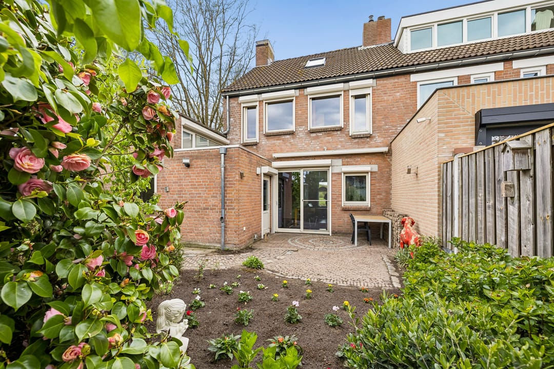 Spacious Corner Home with Panoramic Nature Views in De Blaak — 37