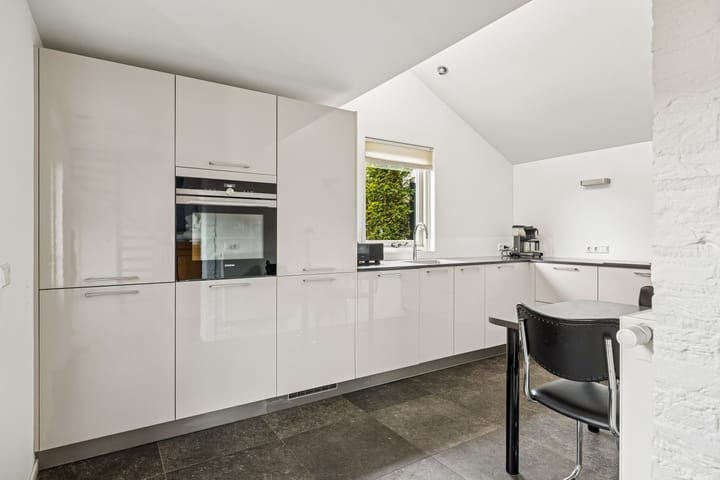 Hoekwoning te koop: Vierbanse Gantel 24, Tilburg