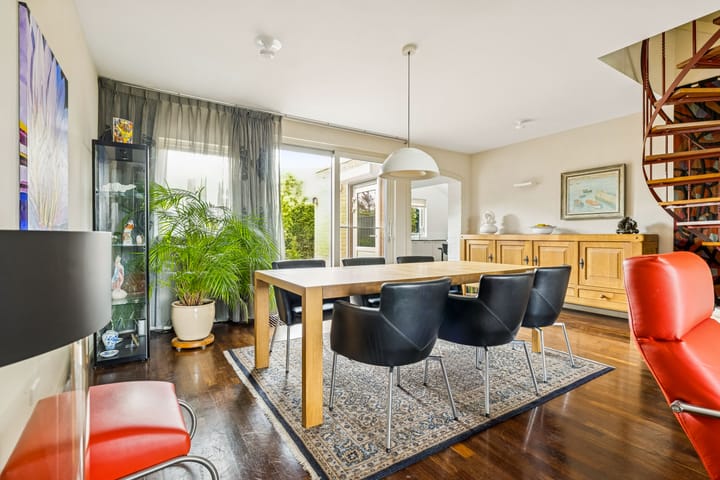 Hoekwoning te koop: Vierbanse Gantel 24, Tilburg