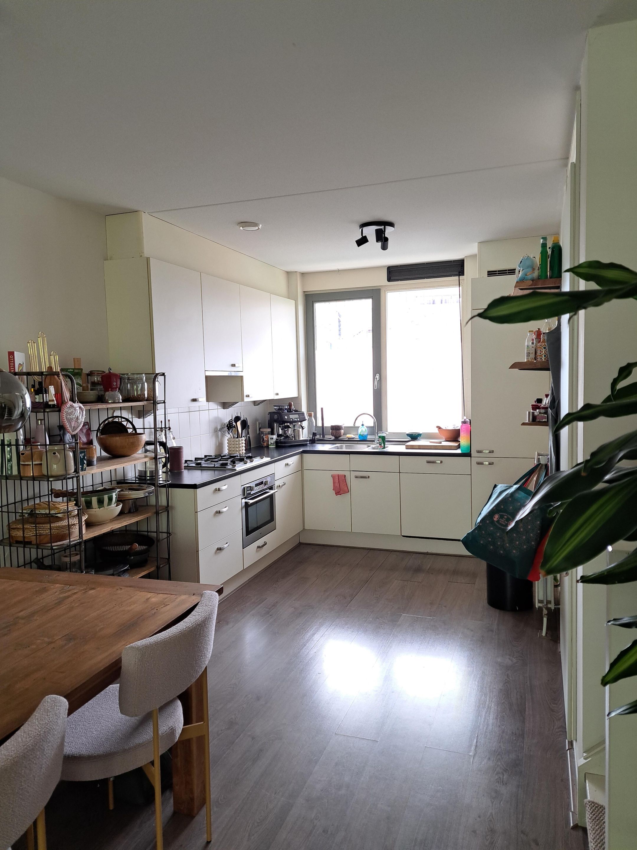 Foto 12 van Sumatrastraat 106-E
