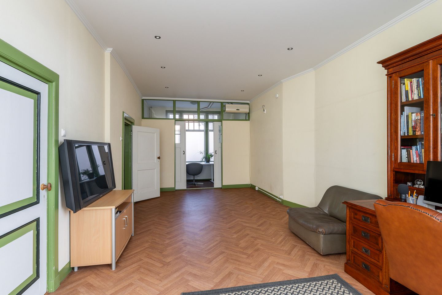 Photo 10 of Brugstraat 31