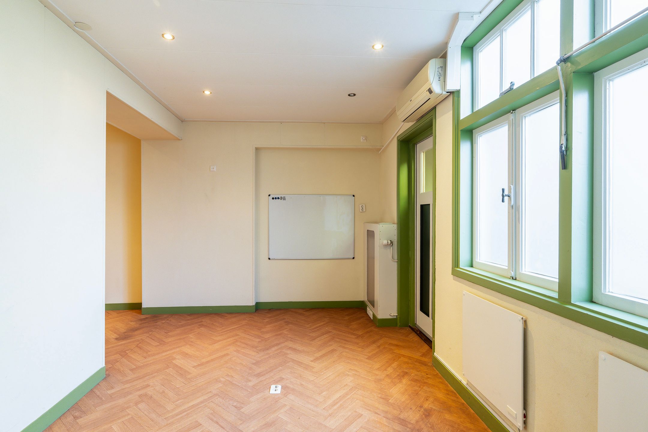Photo 15 of Brugstraat 31