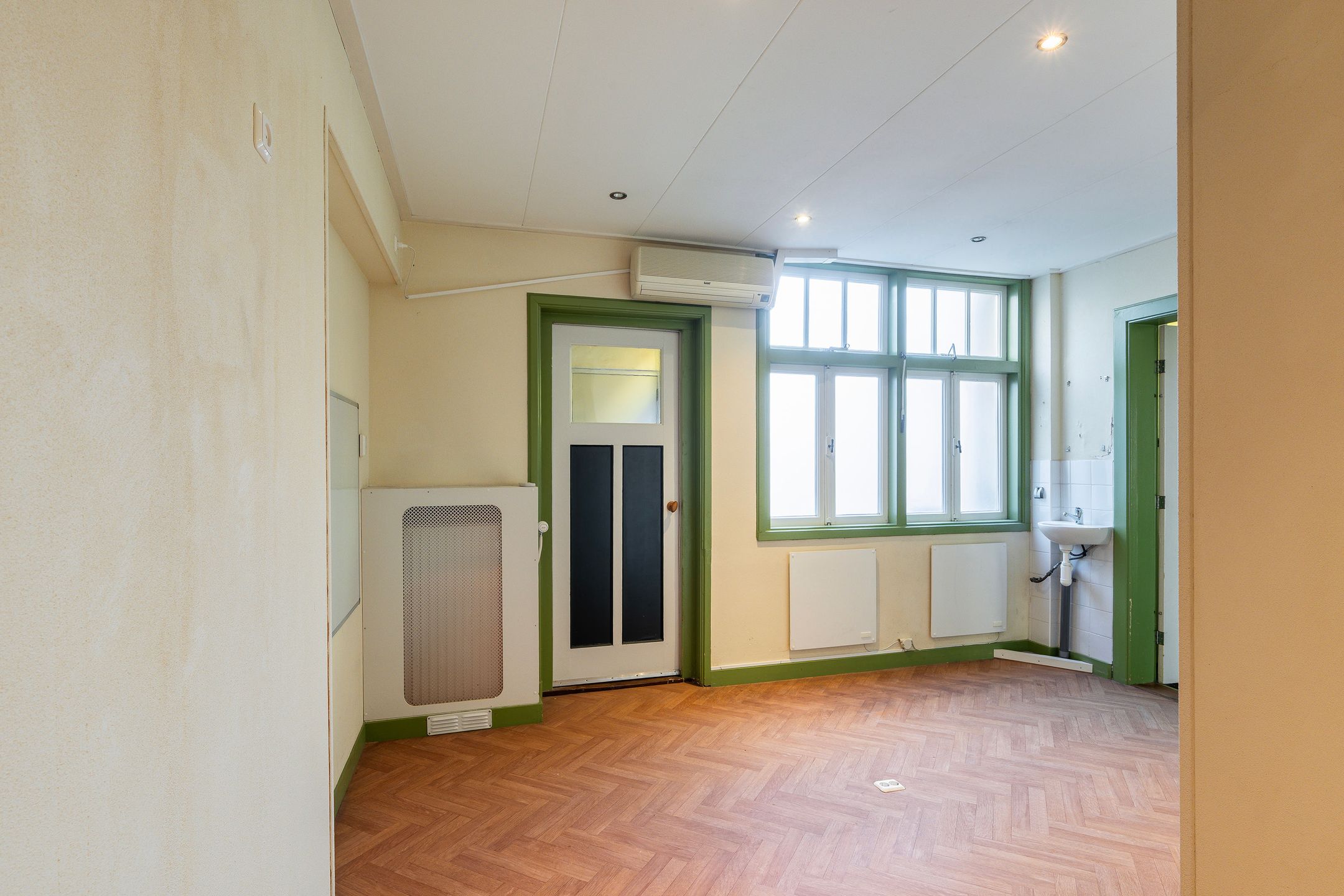 Photo 18 of Brugstraat 31