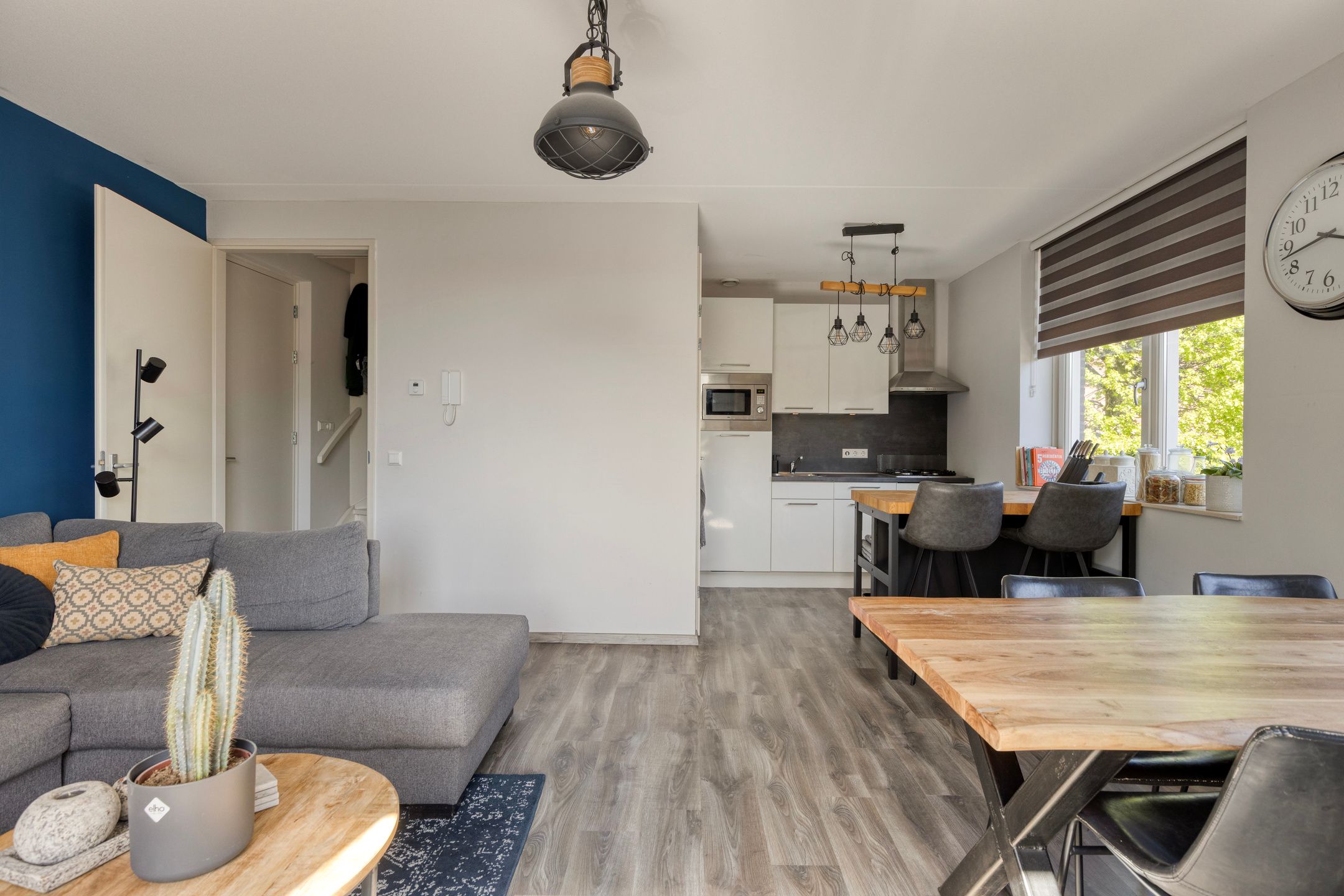 Photo 12 of Lambertusstraat 5-D