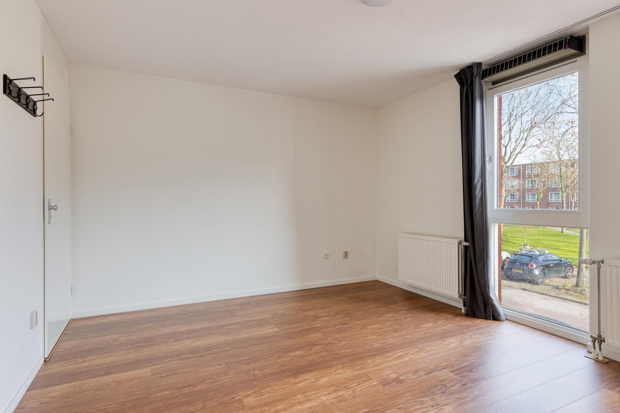 Spacious ground floor apartment with sunny garden in popular Katendrecht — 18