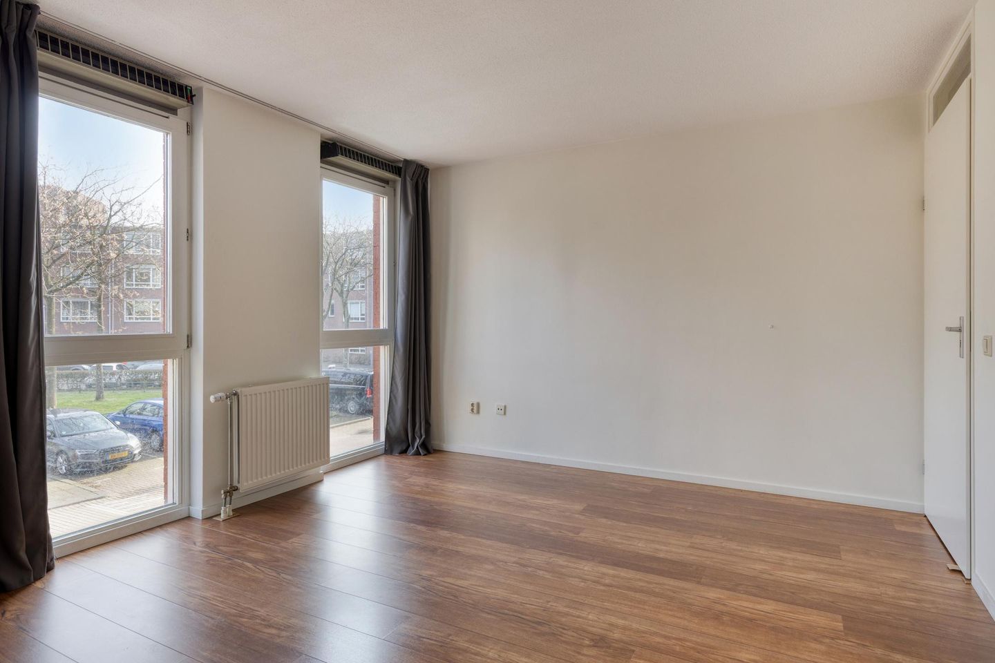 Spacious ground floor apartment with sunny garden in popular Katendrecht — 19