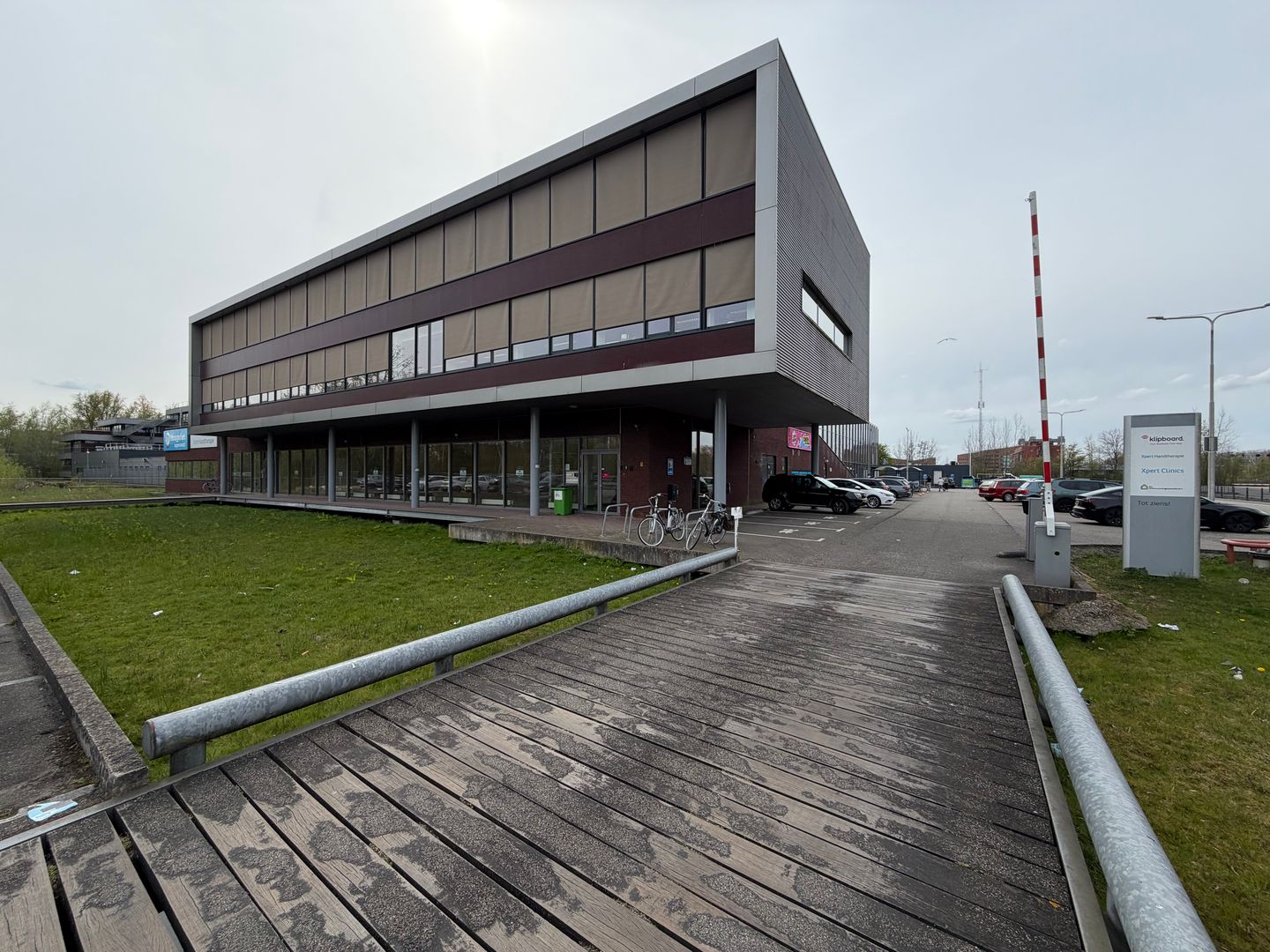 Bekijk foto 1 van Nieuwe Gouwe O.Z. 2-f