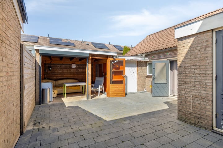 Foto 4 van Hoge Sluisstraat 10