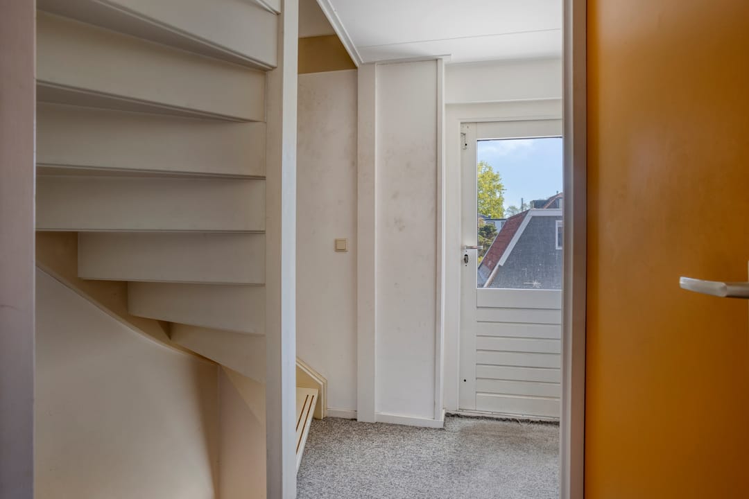 Photo 13 of Zuiderstraat 11