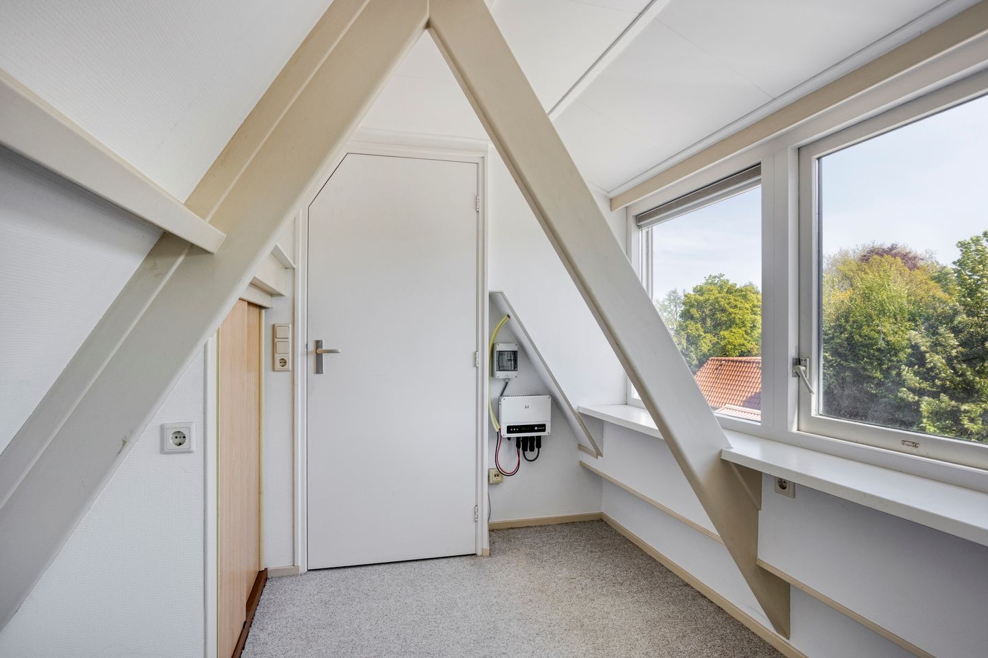 Photo 19 of Zuiderstraat 11