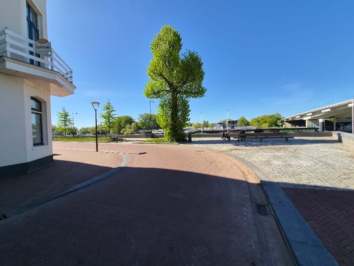 Photo 3 of Roermondsplein 38