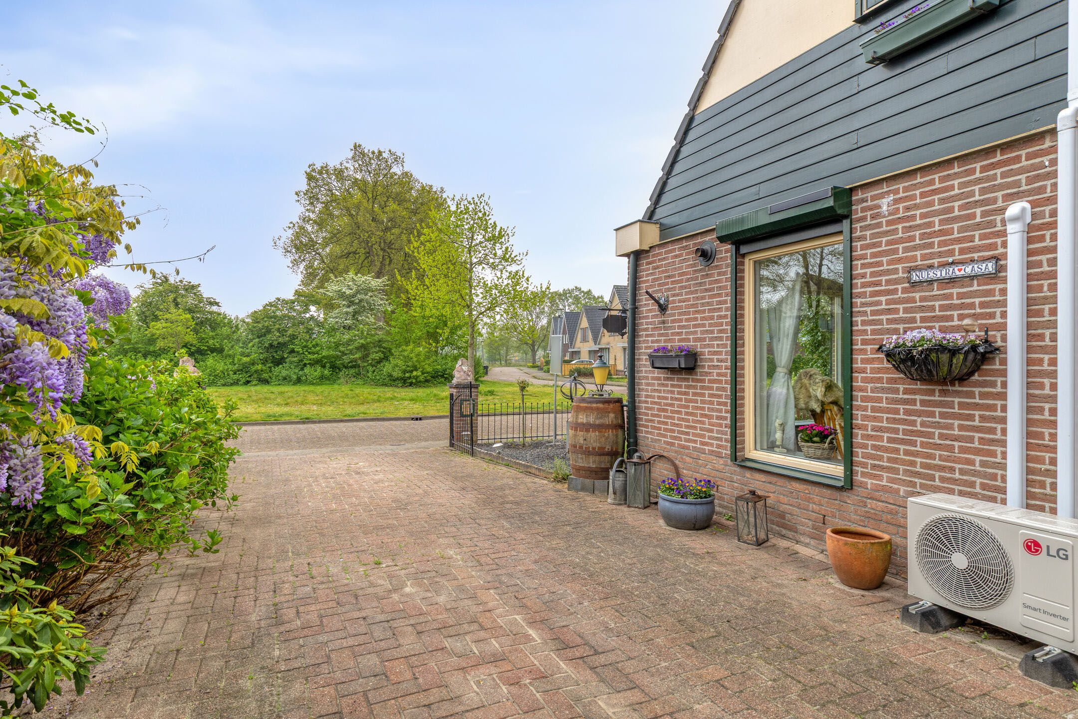 Photo 18 of Schoolstraat 7