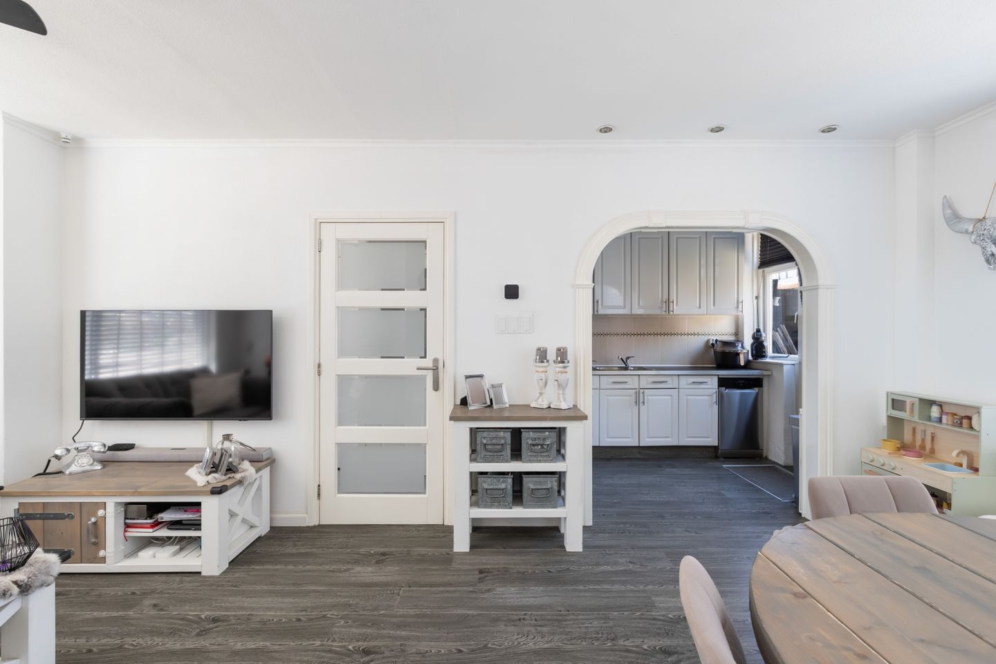 Photo 14 of Beatrixstraat 11