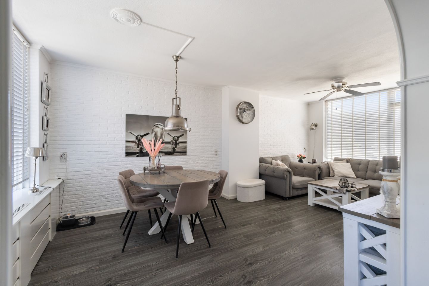 Photo 19 of Beatrixstraat 11