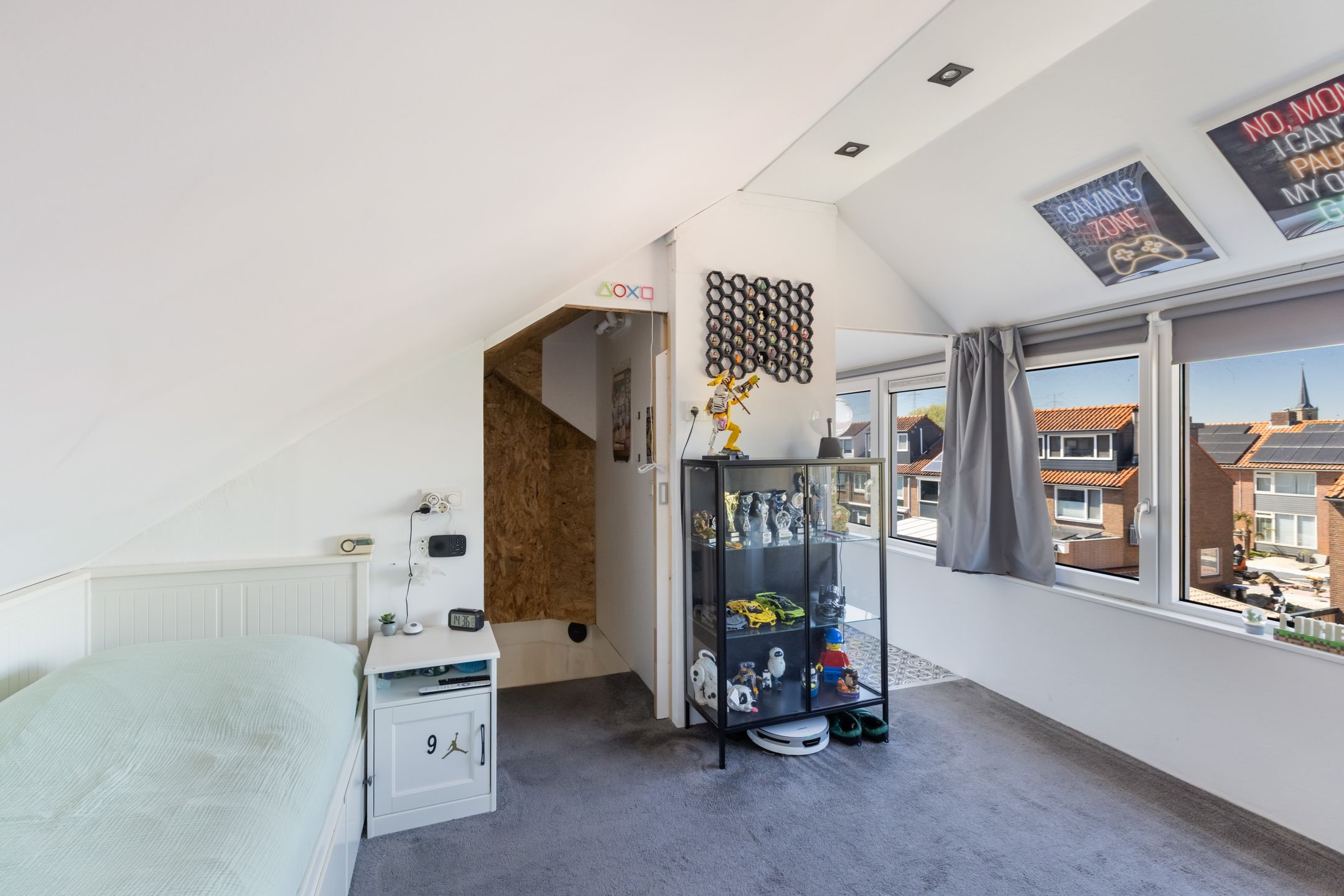 Photo 45 of Beatrixstraat 11